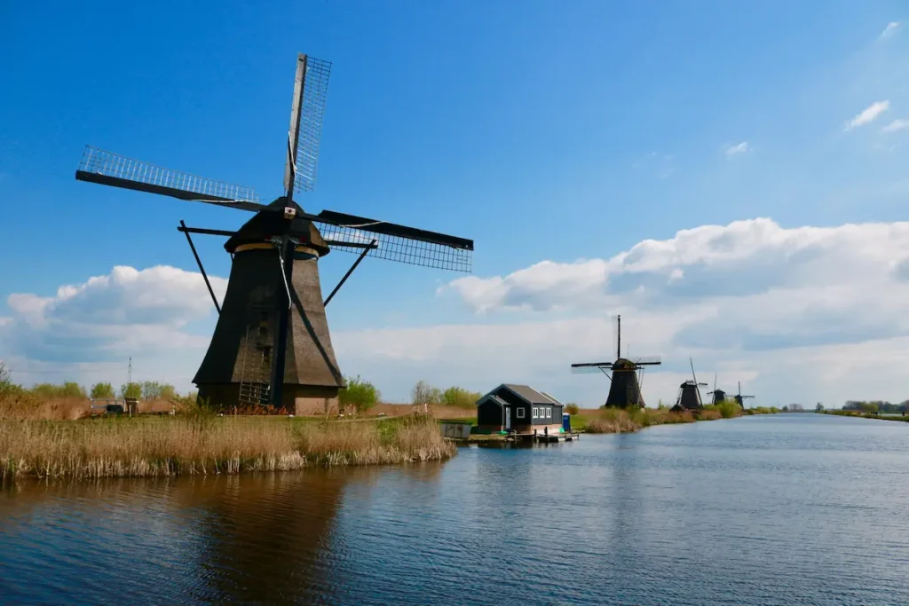 Destinasi Wisata Eropa - Kinderdijk, Belanda