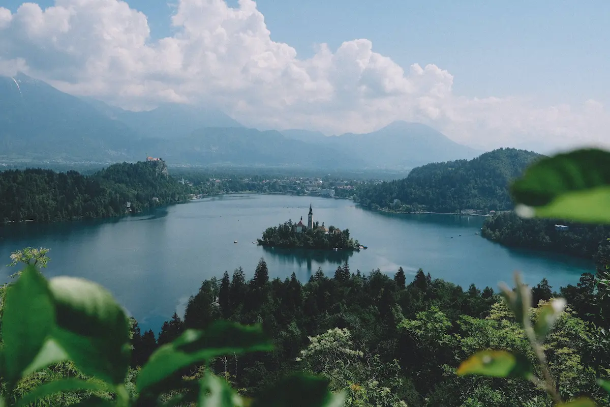 Danau Bled: Tempat untuk Menikmati Alam dan Budaya Slovenia