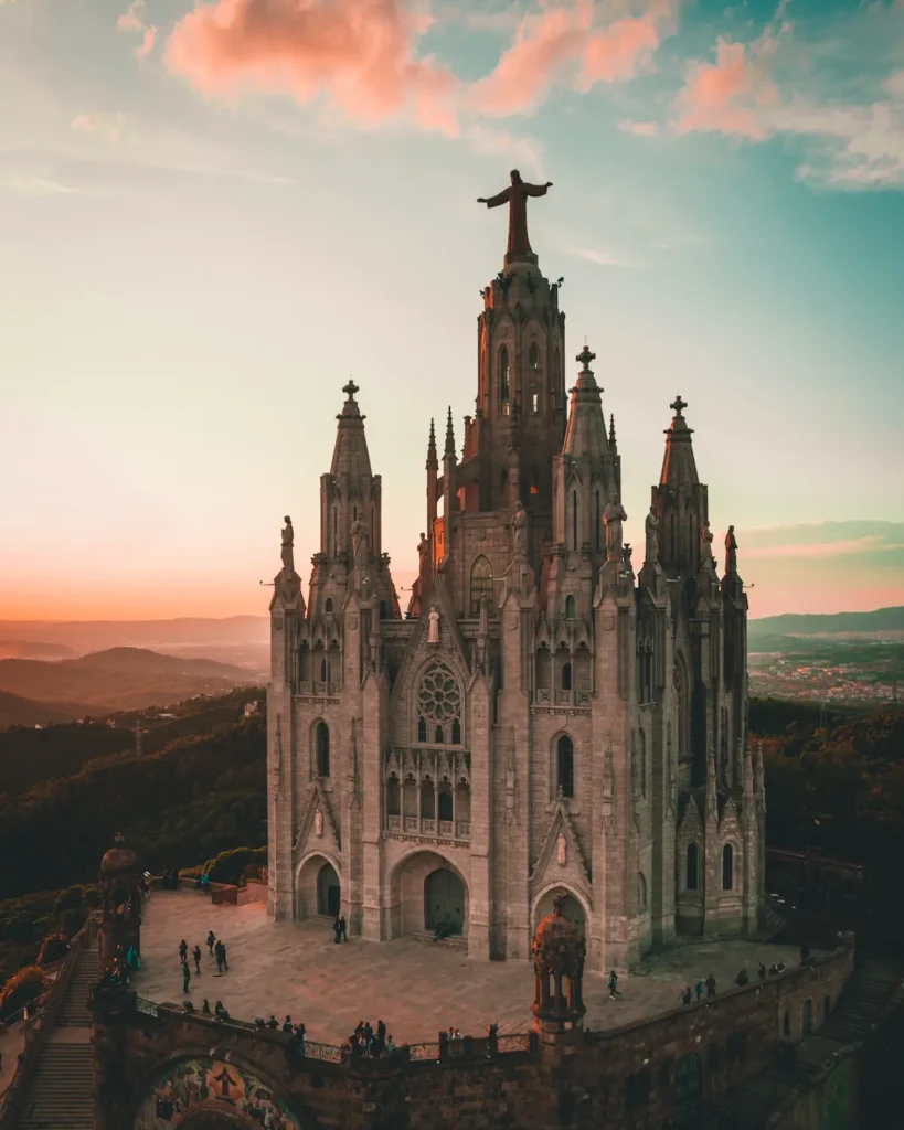 Destinasi Wisata Barcelona yang Instagramable dan Ramah Backpacker