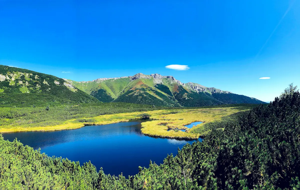 Taman Nasional Tatra: Surga bagi Pecinta Alam yang Ingin Menikmati Keindahan Alam yang Asli