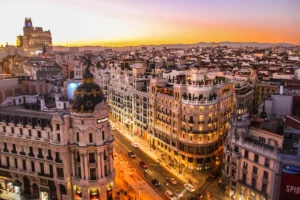 Destinasi Wisata Barcelona yang Cocok untuk Backpacker
