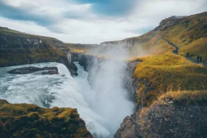 Gullfoss: Air Terjun Emas yang Mempesona di Islandia