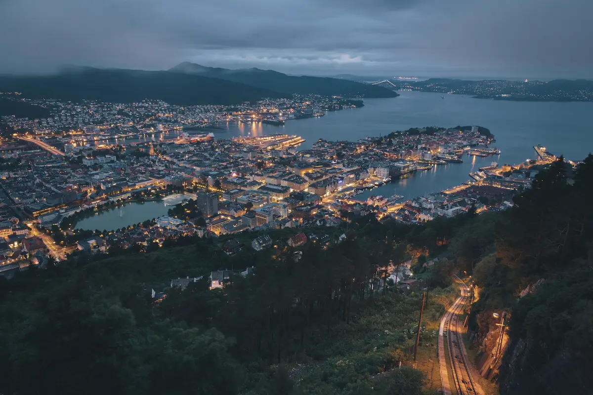 Bergen: Kota yang Dikelilingi oleh 7 Gunung