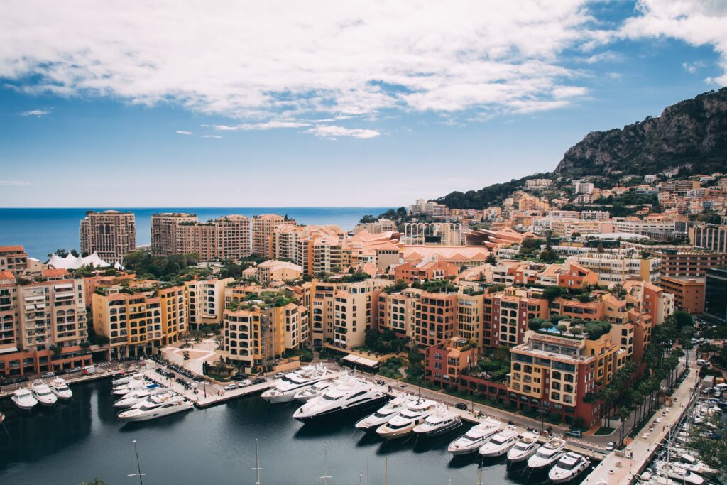 Monte Carlo: Kawasan Anggun nan Elegan di Monako