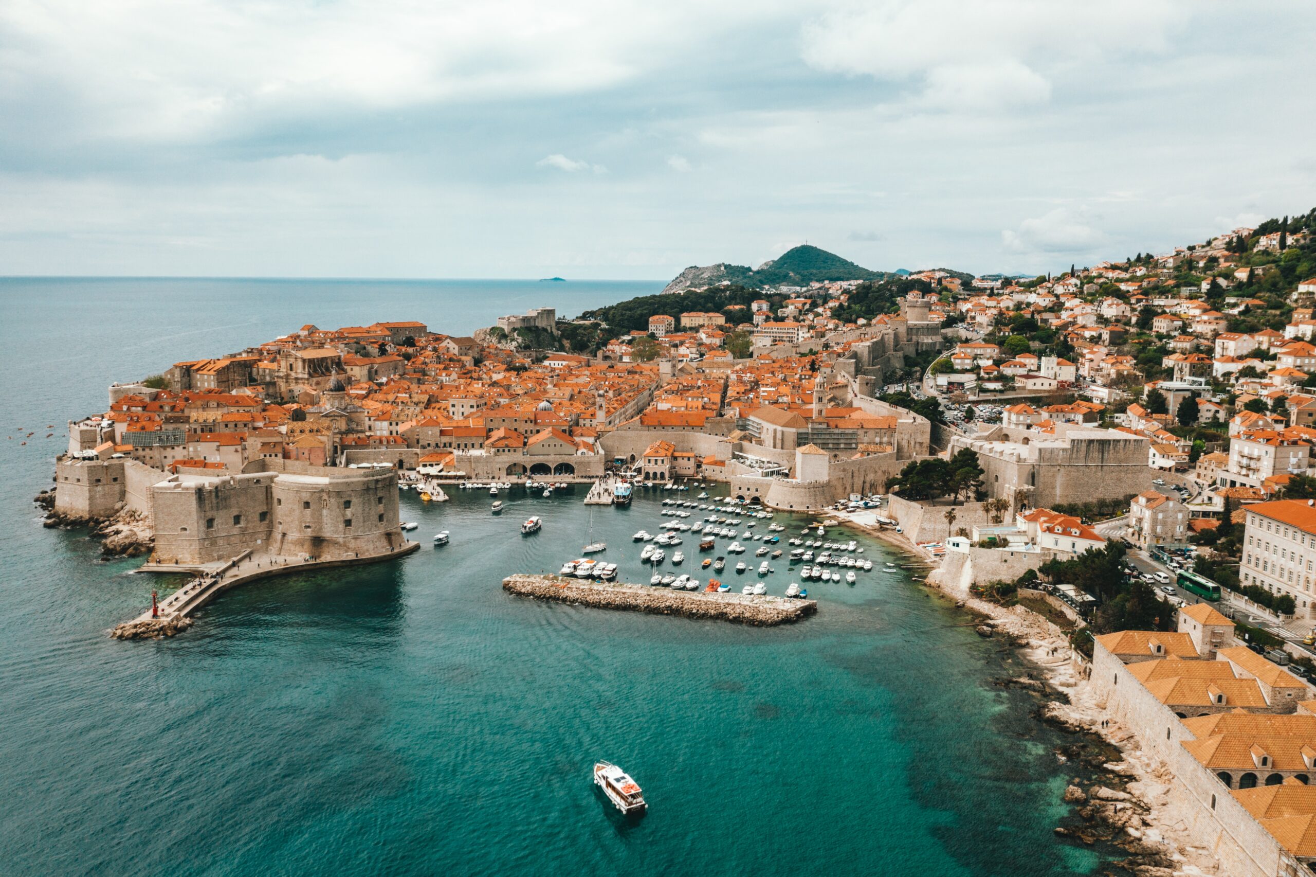 Dubrovnik: Kota Tua dengan Pesona Abad Pertengahan di Kroasia