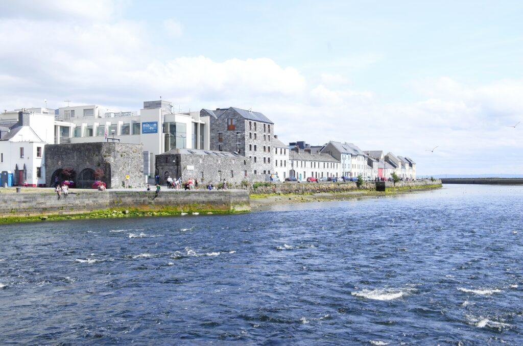 Galway: Kota Kecil dengan Pesona yang Sangat Masif di Irlandia
