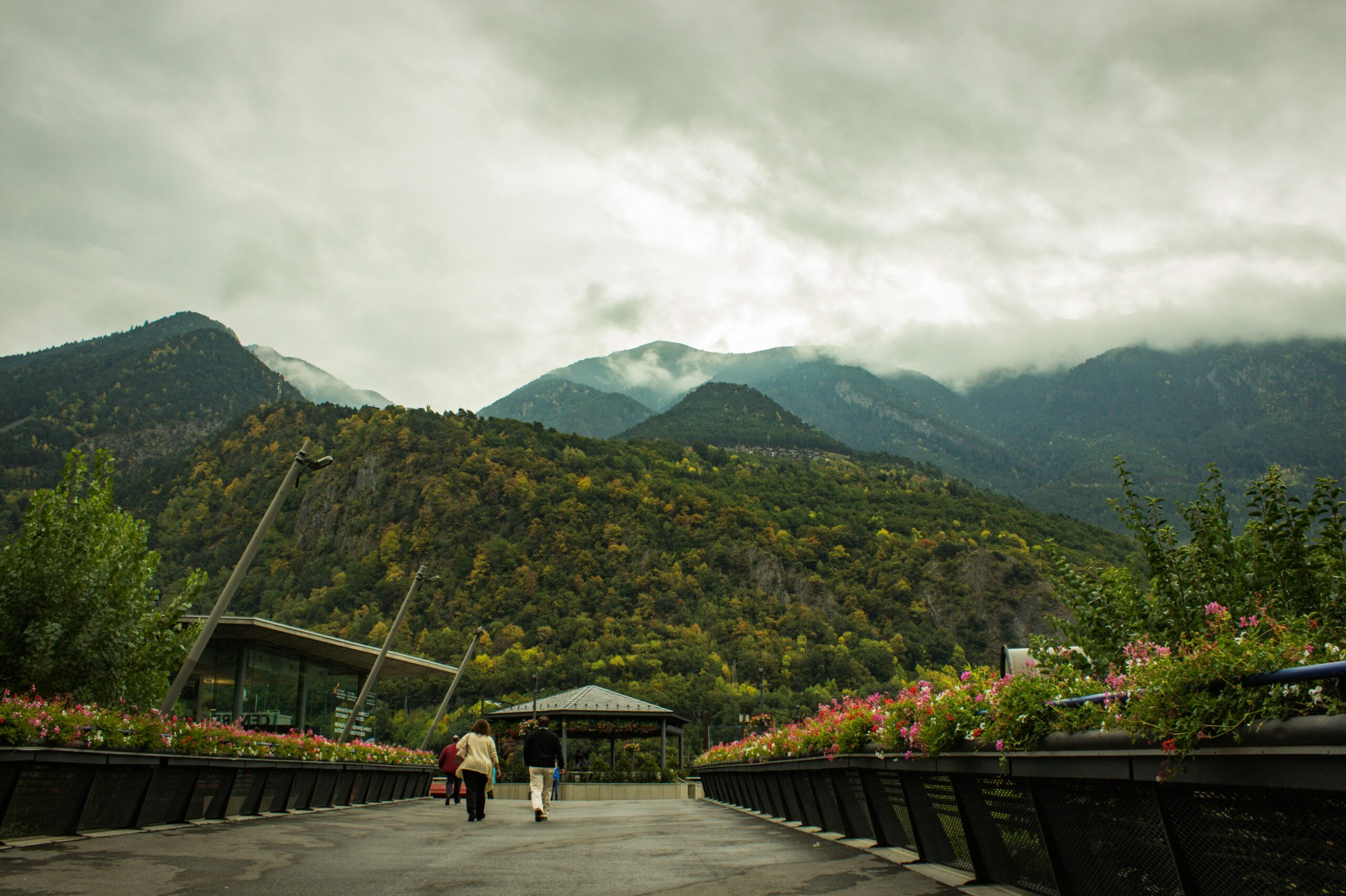 Andorra la Vella: Surga Tersembunyi di Pegunungan Pyrenees